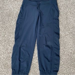 Athleta Viva Capri